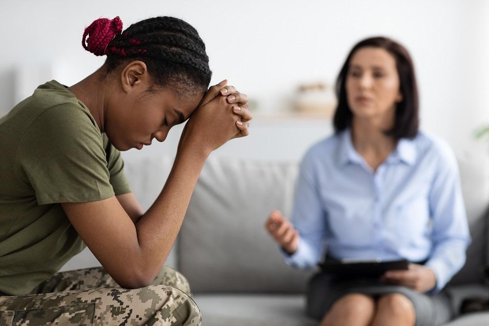 5 Common PTSD Symptoms in Military Veterans BNBA