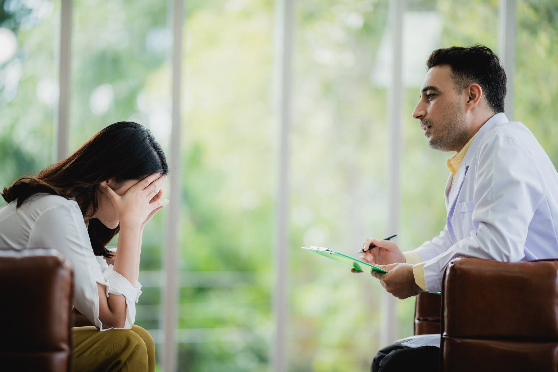 Depression Treatment: Therapy vs. Medication vs. Both BNBA