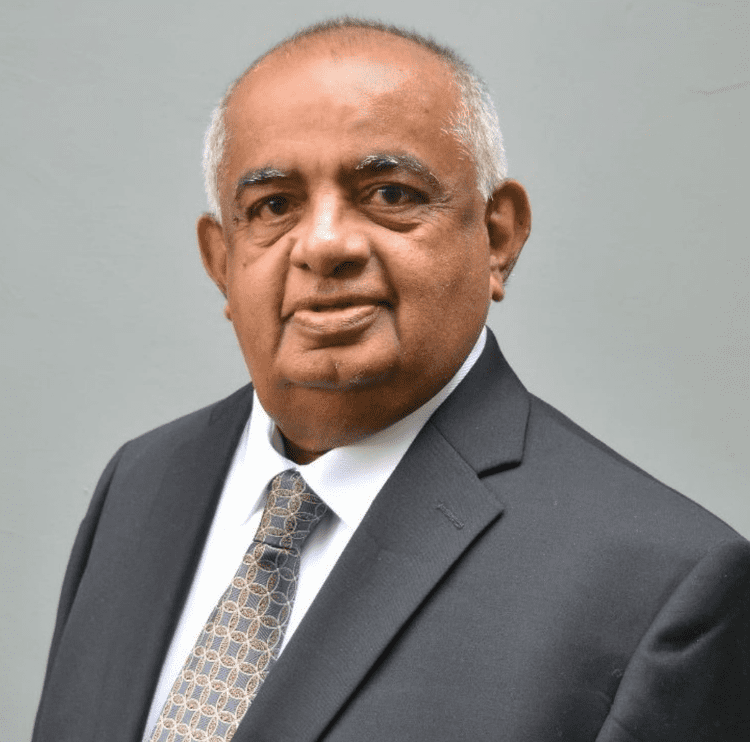 Dr Munir